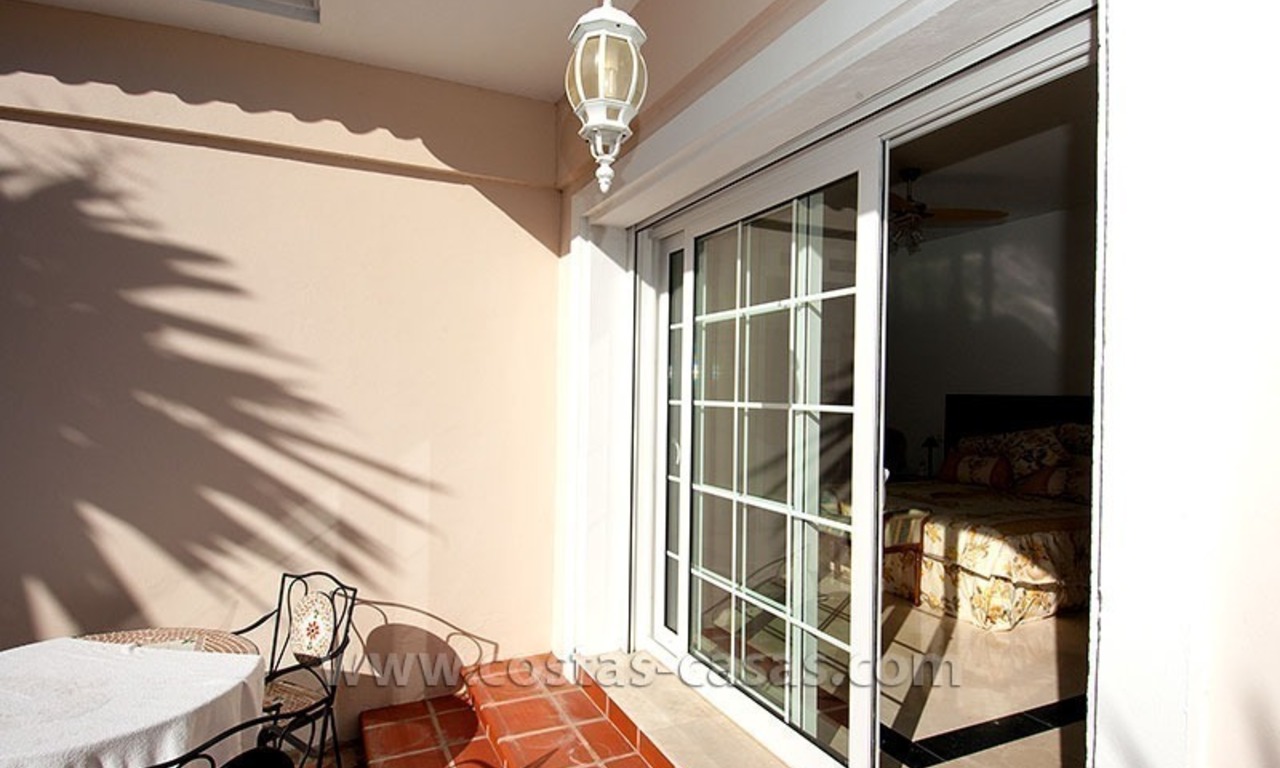 À vendre: Grande villa, bien entretenue à Marbella - Estepona 3