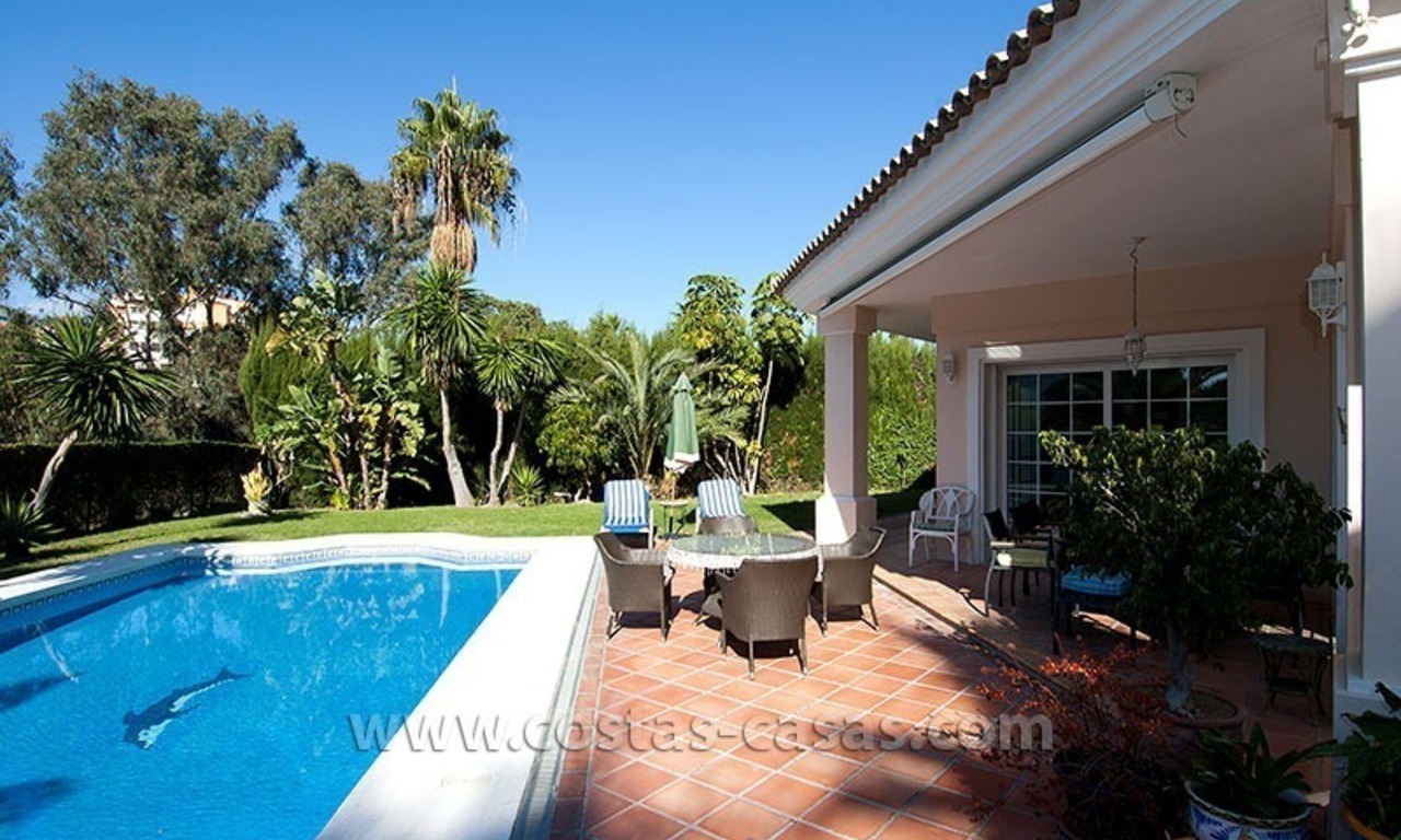 À vendre: Grande villa, bien entretenue à Marbella - Estepona 0