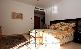 À vendre: Grande villa, bien entretenue à Marbella - Estepona 22