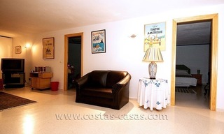 À vendre: Grande villa, bien entretenue à Marbella - Estepona 26
