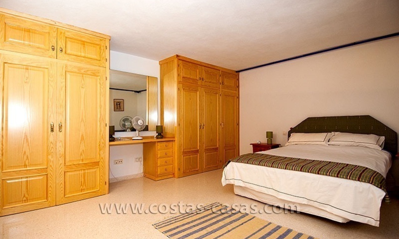 À vendre: Grande villa, bien entretenue à Marbella - Estepona 27