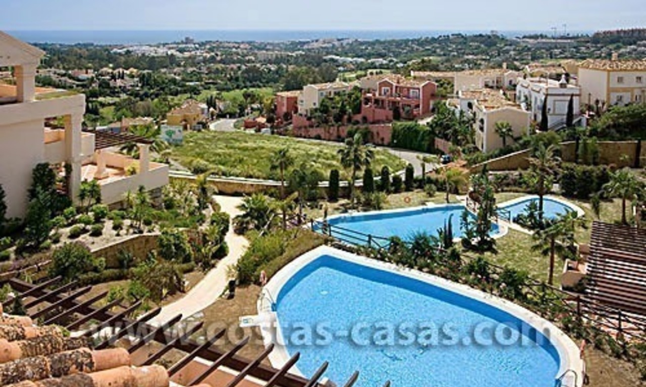 À vendre: Spacieux penthouse duplex dans Nueva Andalucía - Marbella 2