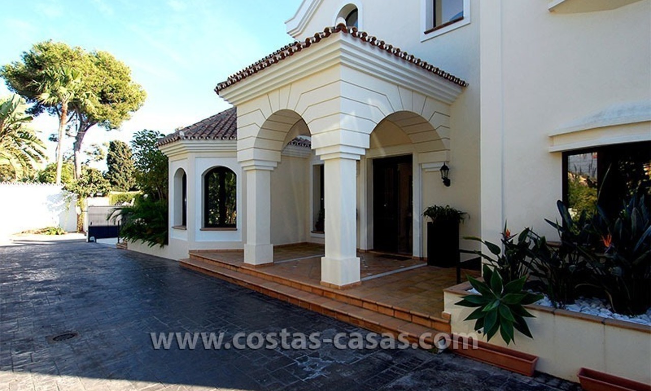 Large villa de luxe près de la plage à vendre à Marbella 7