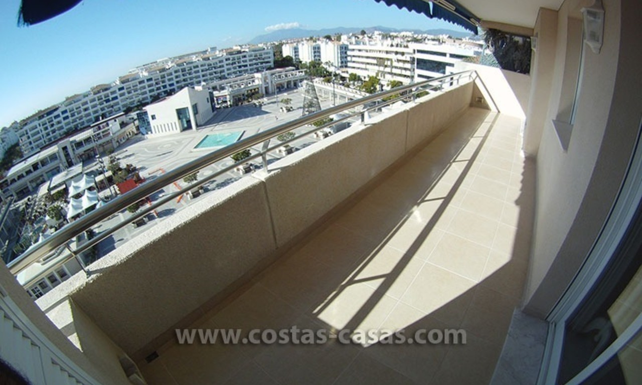 À vendre: Appartement dans le centre de Puerto Banús - Marbella 1