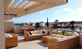 Pour une location de vacances à Marbella – zone de Benahavís: Appartement contemporain de Golf luxueux 0