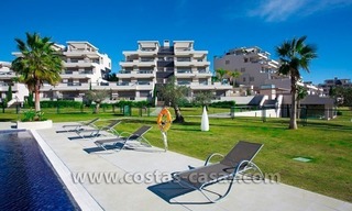 Pour une location de vacances à Marbella – zone de Benahavís: Appartement contemporain de Golf luxueux 23