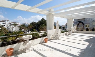 À vendre à Puerto Banus, Marbella: Appartement exclusif à Playas del Duque, en bord de mer 4