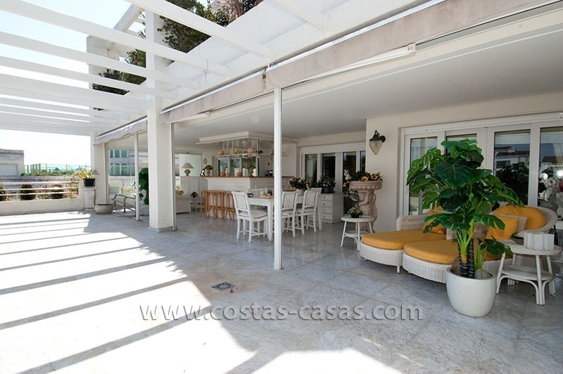 À vendre à Puerto Banus, Marbella: Appartement exclusif à Playas del Duque, en bord de mer