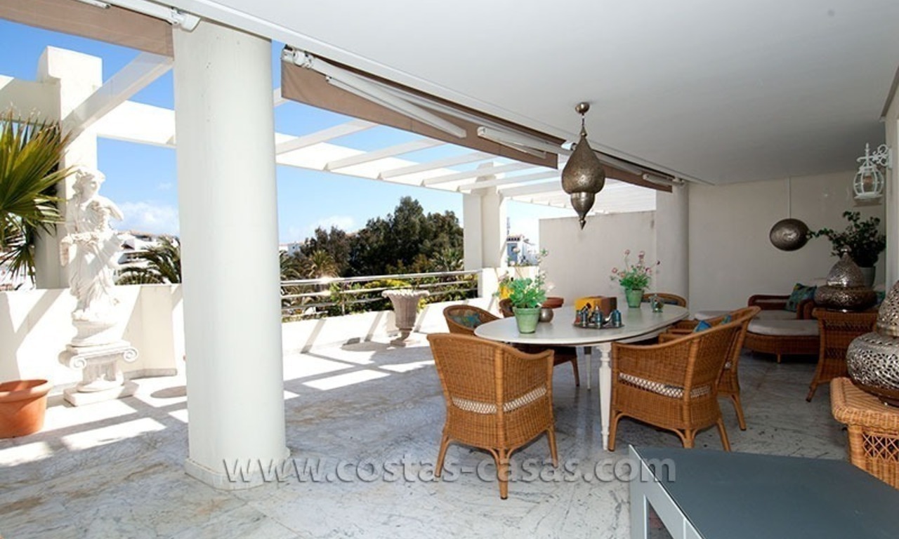 À vendre: Appartement exclusif à Playas del Duque - immobilier en bord de mer à Puerto Banus, Marbella 4