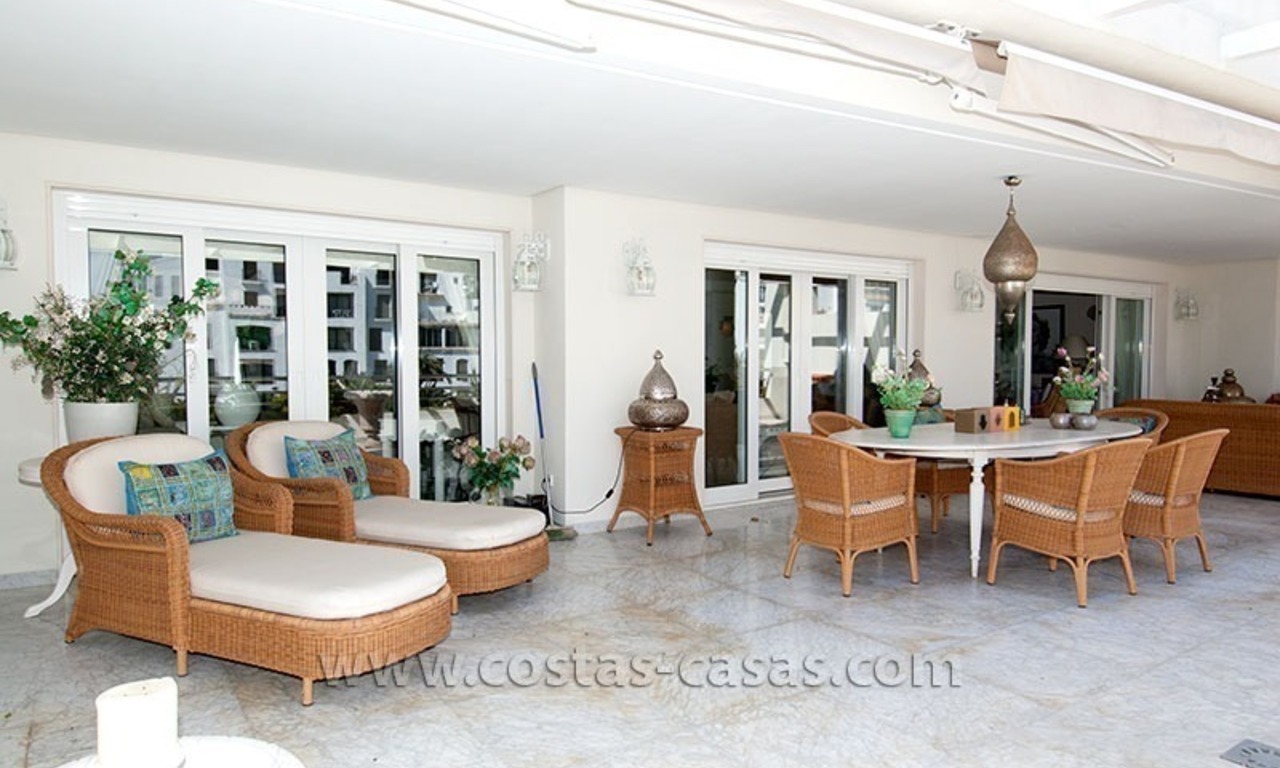 À vendre: Appartement exclusif à Playas del Duque - immobilier en bord de mer à Puerto Banus, Marbella 3