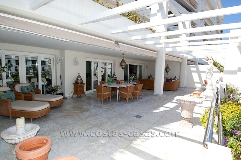 À vendre: Appartement exclusif à Playas del Duque - immobilier en bord de mer à Puerto Banus, Marbella