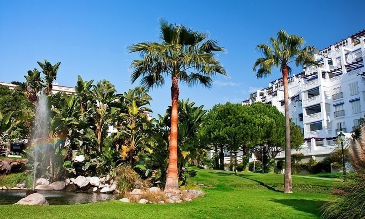 À vendre: Appartement exclusif à Playas del Duque - immobilier en bord de mer à Puerto Banus, Marbella 23