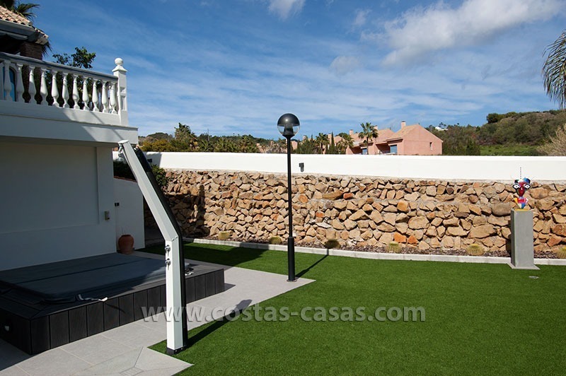 Villa spacieuse, entièrement rénovée, moderne à vendre dans Nueva Andalucía, Marbella 3