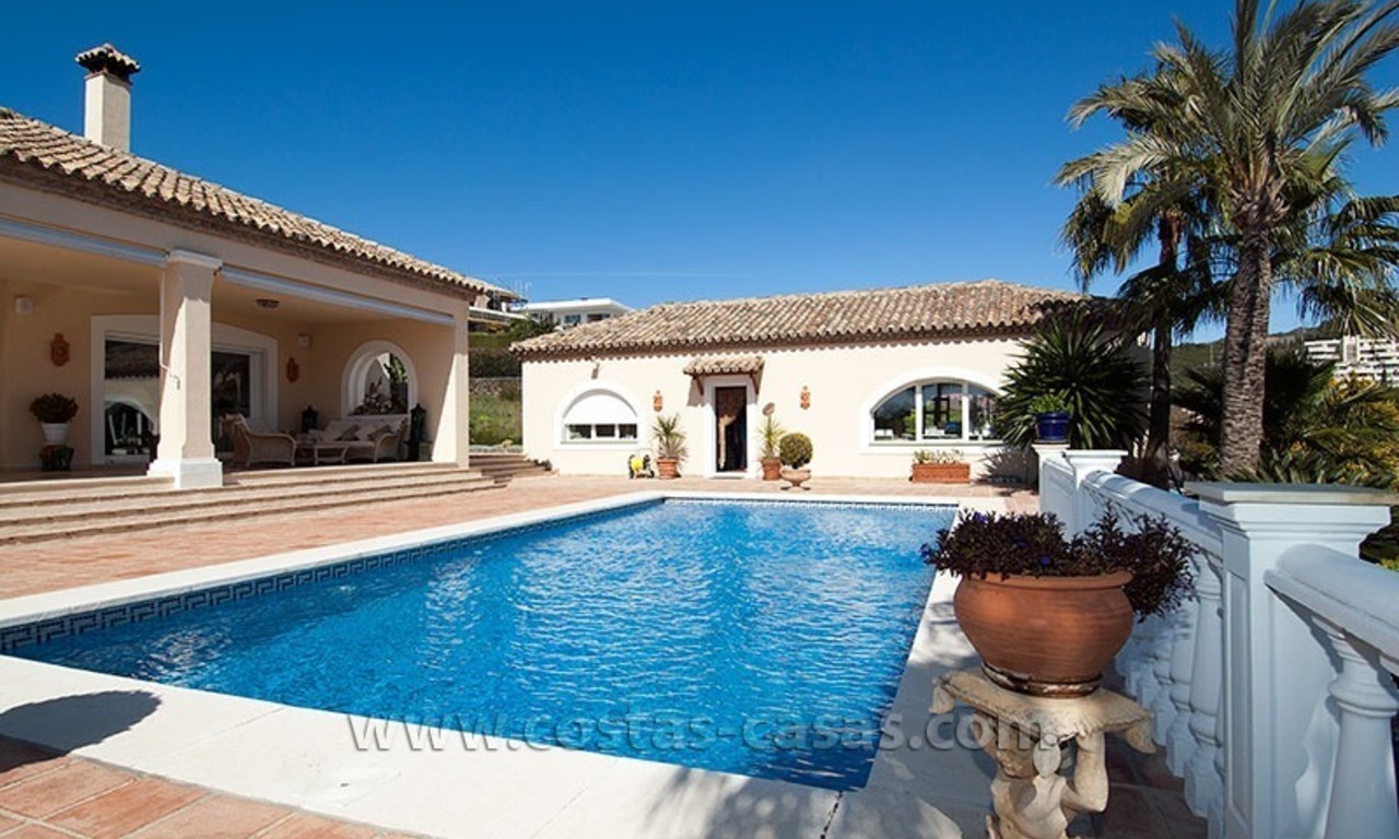 À vendre: Magnifique Villa – Un unique refuge d’ artiste à Marbella 2
