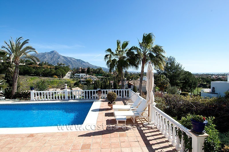 À vendre: Magnifique Villa – Un unique refuge d’ artiste à Marbella