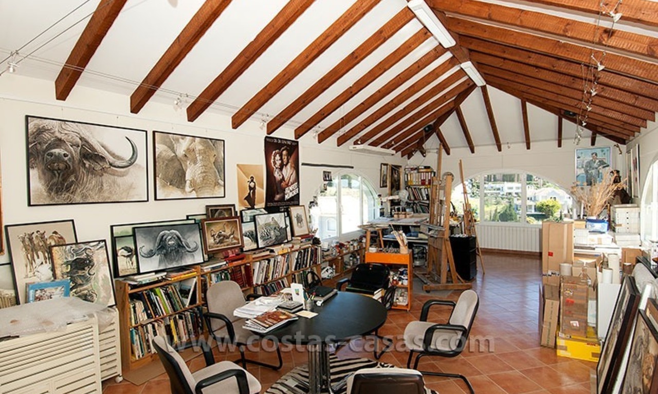 À vendre: Magnifique Villa – Un unique refuge d’ artiste à Marbella 9