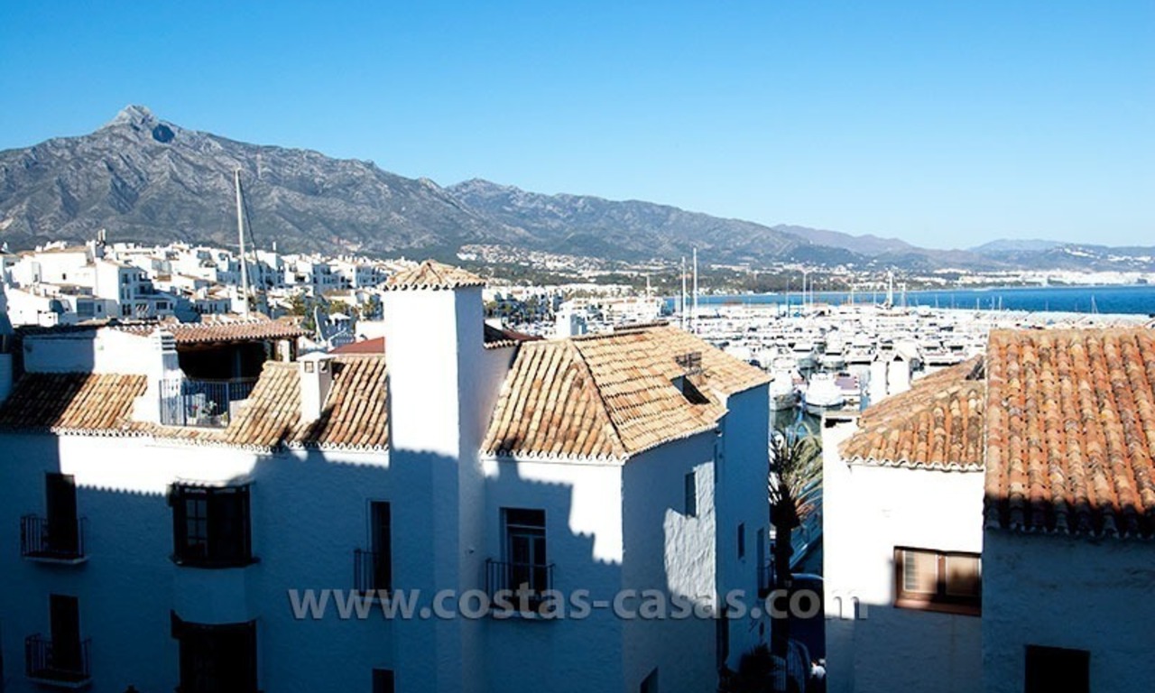 A vendre : Appartement en bord de mer à Puerto Banus, Marbella 20