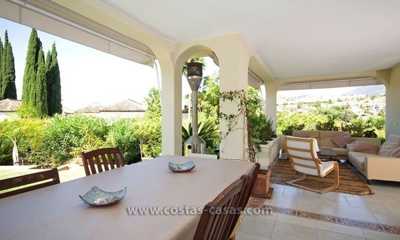 Bonne affaire! À vendre: Villa près du Golf dans Nueva Andalucía, Marbella 1