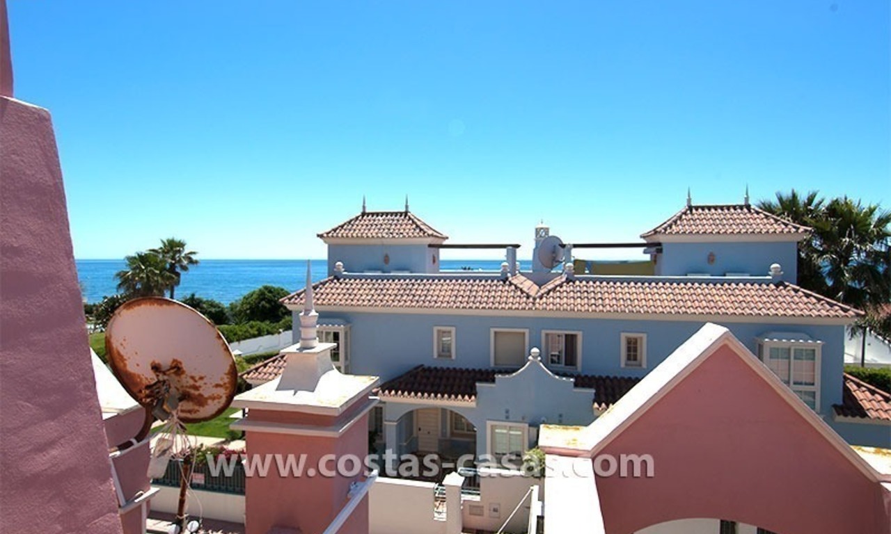 À vendre: Villa en bord de mer à Puerto Banus à côté de San Pedro de Alcántara, Marbella 2