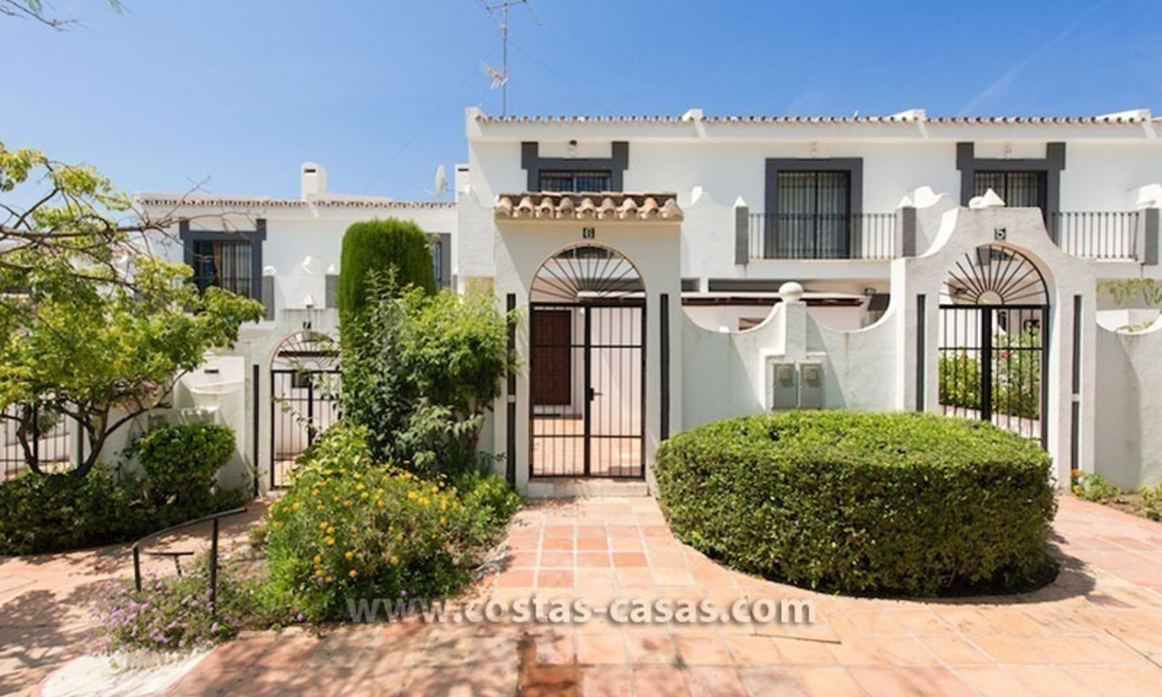 A vendre: maison mitoyenne en première ligne de golf à Nueva Andalucía, Marbella 3