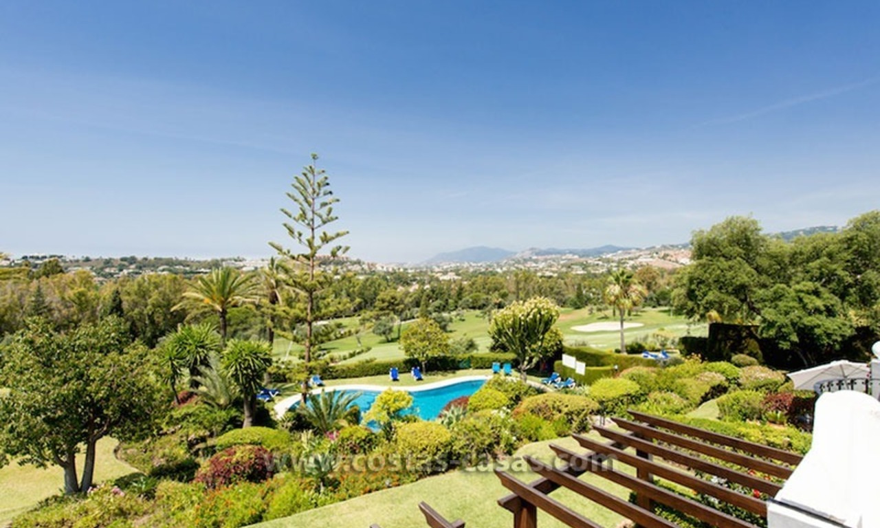 A vendre: maison mitoyenne en première ligne de golf à Nueva Andalucía, Marbella 13