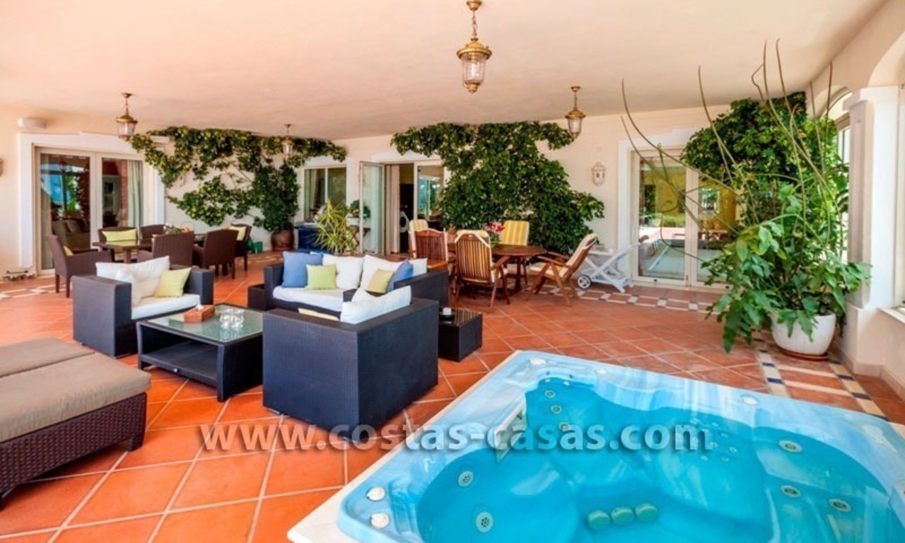À vendre: grande demeure près d’un parcours de golf à Benahavís - Marbella 26