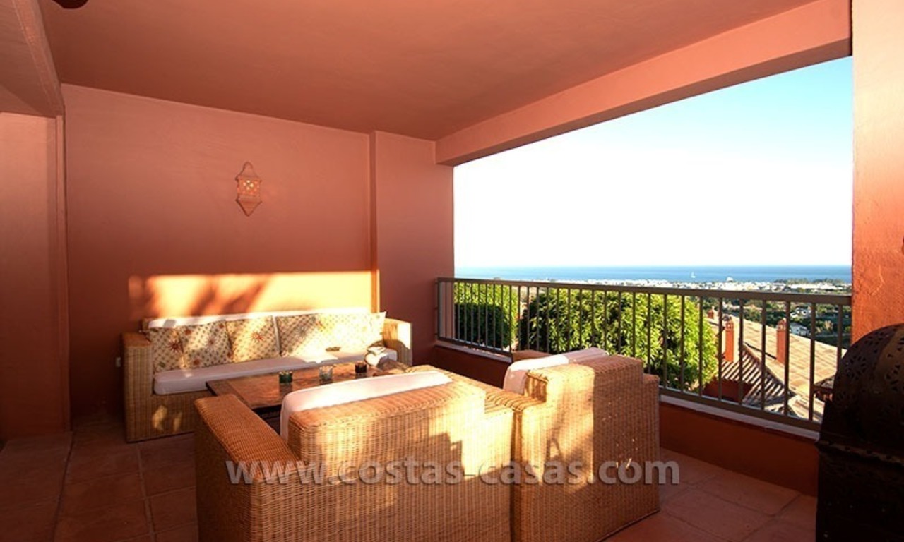 A vendre: Appartement de luxe dans un complexe de golf entre Marbella, Benahavís et Estepona 1