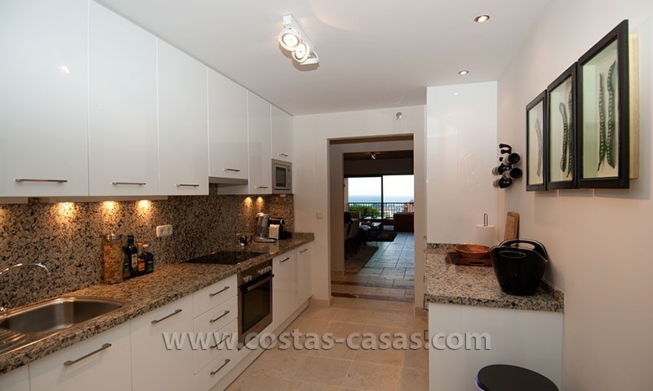 A vendre: Appartement de luxe dans un complexe de golf entre Marbella, Benahavís et Estepona 11