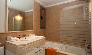 A vendre: Appartement de luxe dans un complexe de golf entre Marbella, Benahavís et Estepona 20