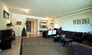 À vendre: Appartement contemporain de luxe en première ligne de Golf à Marbella - Estepona 8