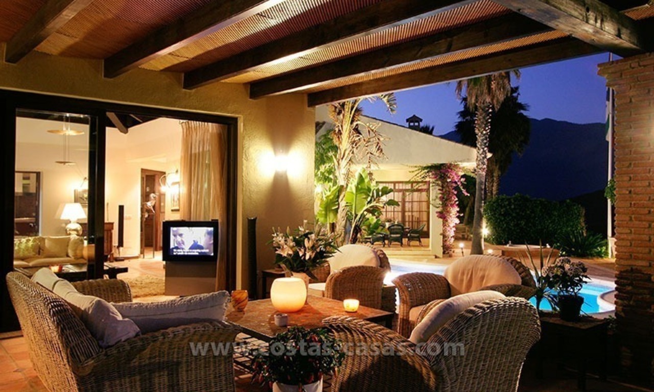 À vendre: Villa unique située sur un grand terrain à Benahavís - Marbella 4