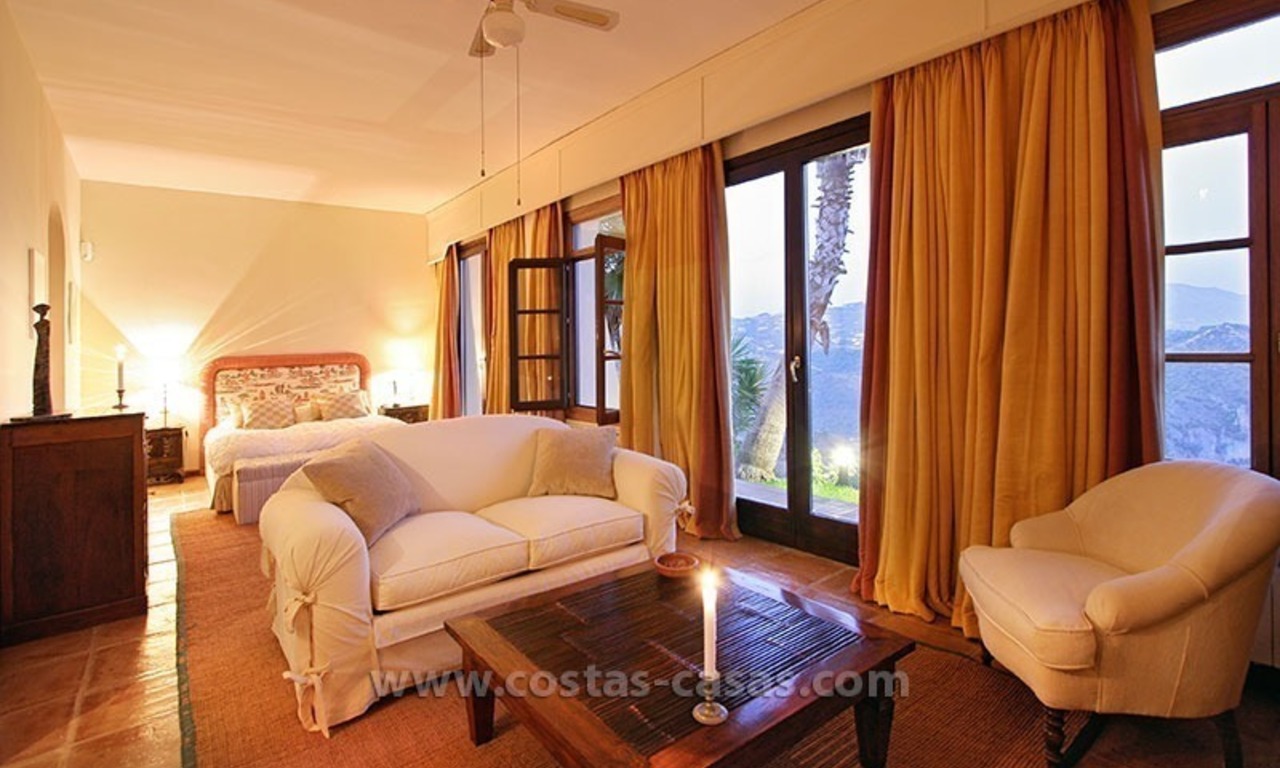 À vendre: Villa unique située sur un grand terrain à Benahavís - Marbella 39