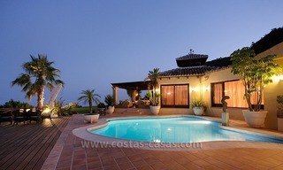 À vendre: Villa unique située sur un grand terrain à Benahavís - Marbella 1