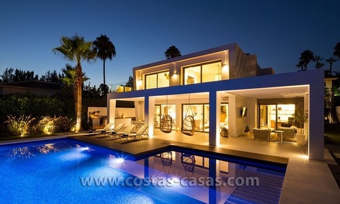 À vendre: grande villa contemporaine à Nueva Andalucía, Marbella 