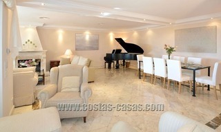 À vendre: Villa de luxe bien aménagée à Marbella Est 3