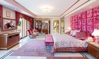 Penthouse exclusif à vendre en première ligne de plage à Puerto Banús, Marbella 12