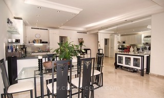Appartement avec jardin de luxe à vendre, complexe en première ligne de plage, Nouvelle Mille d’Or, Marbella - Estepona 4