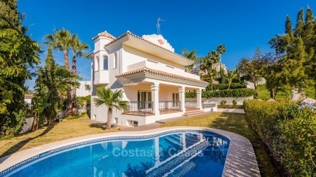 Magnifique villa en première ligne de golf à vendre à San Pedro, Marbella 10777