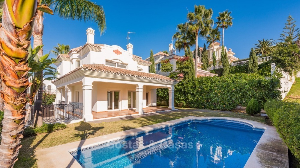 Magnifique villa en première ligne de golf à vendre à San Pedro, Marbella 10776