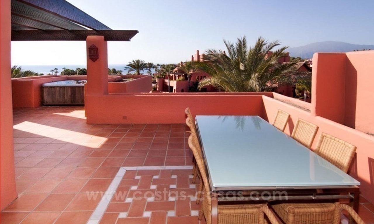 Penthouse de luxe à vendre, complexe en première ligne de plage, Nouvelle Mille d’Or, Marbella - Estepona 1