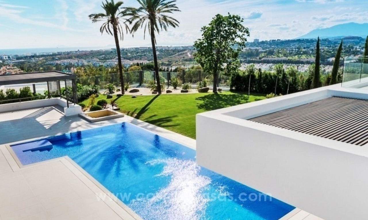Nouvelle Villa moderne à vendre sur la Mille d’Or à Marbella 2