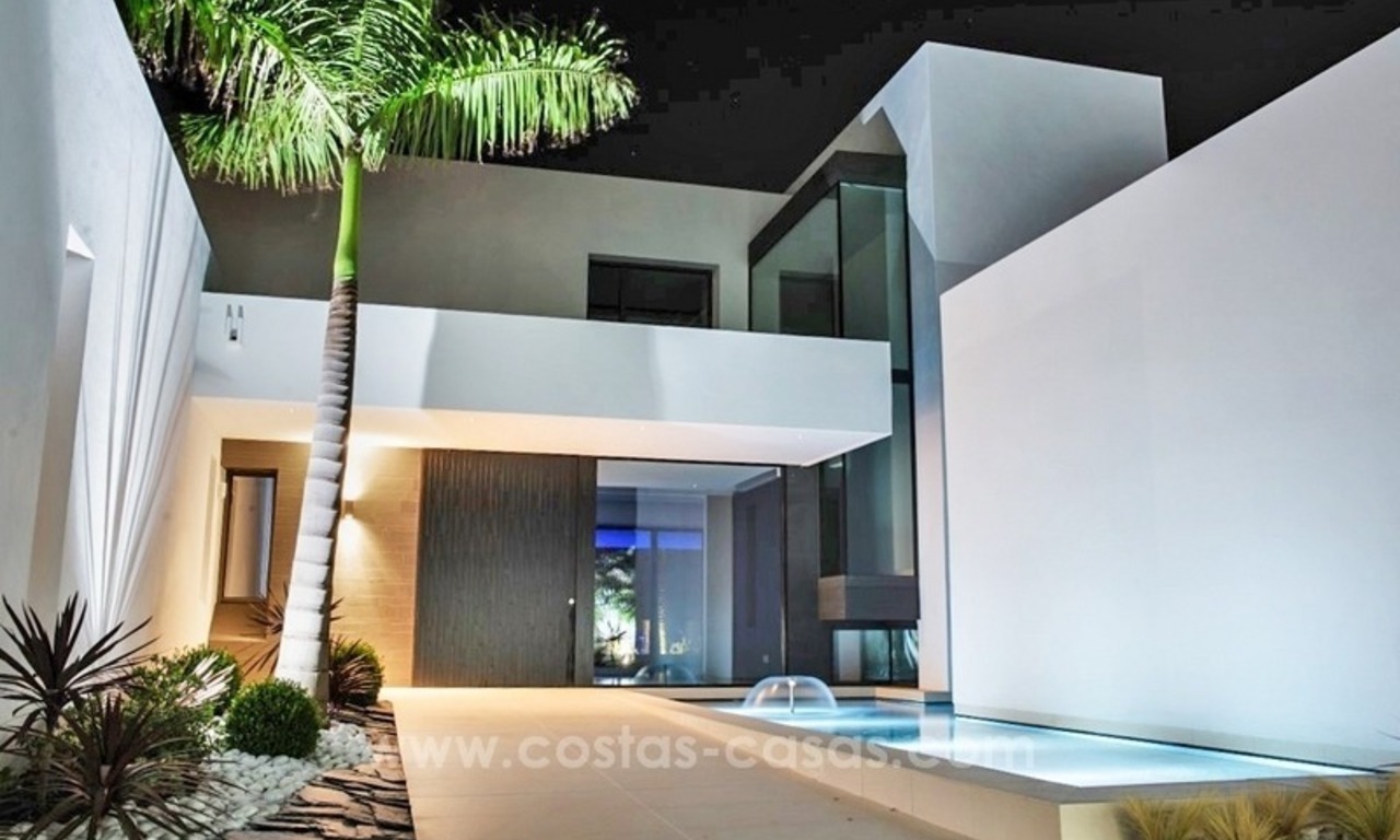 Nouvelle Villa moderne à vendre sur la Mille d’Or à Marbella 3