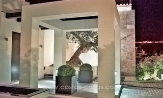 A vendre: Villa de design de première classe à Benahavis - Marbella 16