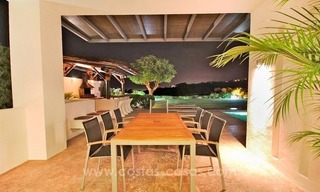 A vendre: Villa de design de première classe à Benahavis - Marbella 25