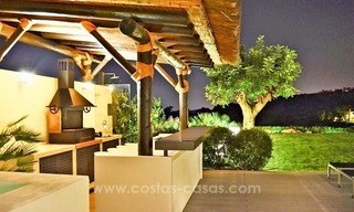 A vendre: Villa de design de première classe à Benahavis - Marbella 26