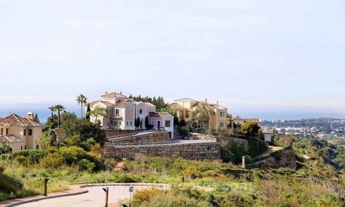 Villa de luxe entièrement rénovée à vendre à Estepona 
