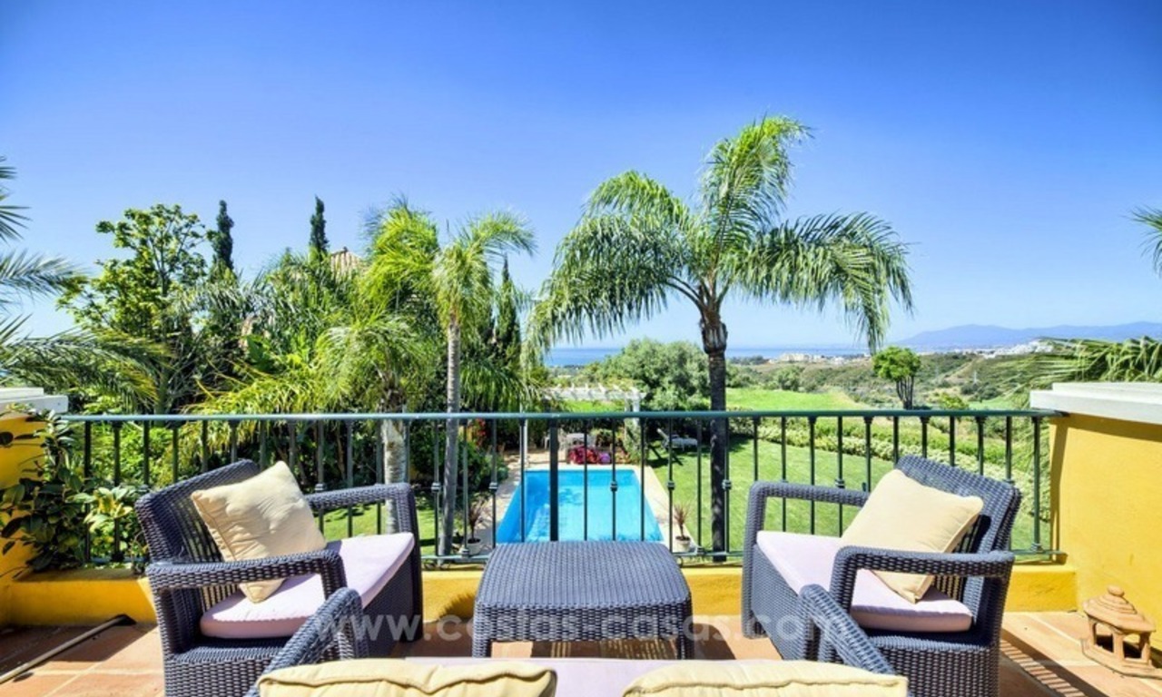Villa à vendre à l’Est de Marbella avec une belle vue panoramique sur la mer 7