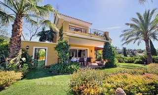 Villa à vendre à l’Est de Marbella avec une belle vue panoramique sur la mer 4
