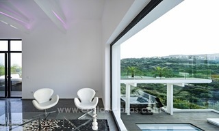 Villa de style moderne exclusive à vendre dans la région de Marbella - Benahavis 22