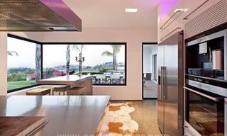 Villa de style moderne exclusive à vendre dans la région de Marbella - Benahavis 24